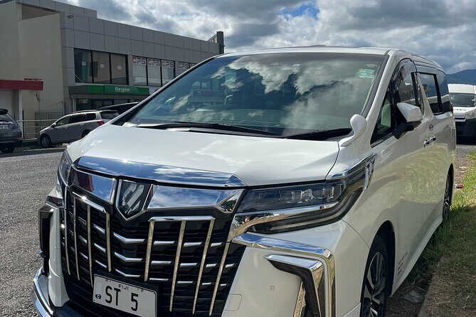 Shared Transfer from Nadi Airport to Denarau and Nadi Hotel - Overall Experience and What to Expect
