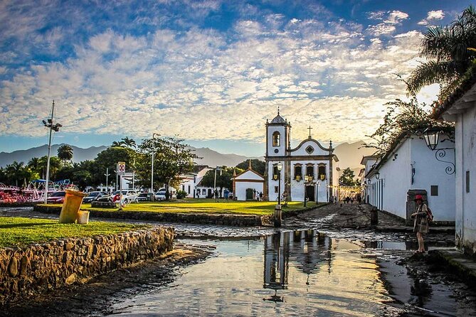 Shared Transport From Paraty to Ilha Grande - Meeting and Pickup Process
