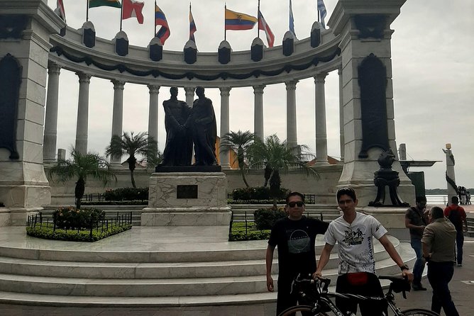 Shared Walking Tour in Guayaquil City - Meeting and End Points
