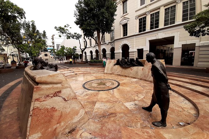 Shared Walking Tour in Guayaquil City - Key Points