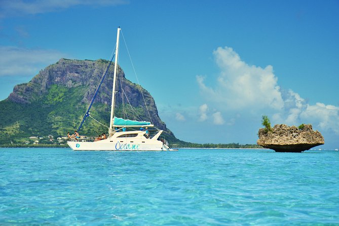 Shared WEST Cruise - Ile Aux Benitiers: Full Day Catamaran Cruise - Customer Reviews