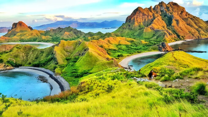 Sharing Full Day Komodo Tour For Backpacker With Slow Boat - Customer Reviews and Ratings