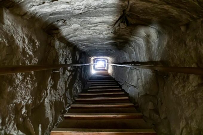 Sharm El Sheikh: Cairo Museum, Giza and Great Pyramid Tour - Guided Tours and Experiences