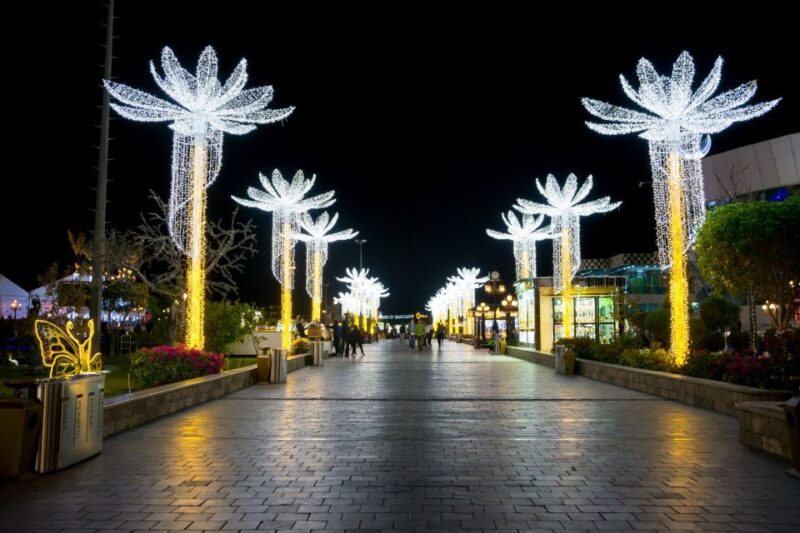 Sharm El Sheikh: Hollywood Park & Soho Square by Private Car - Soho Square Attractions
