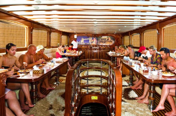Sharm El-Sheikh: Luxury Ras Mohammed & White Island Cruise - What to Bring