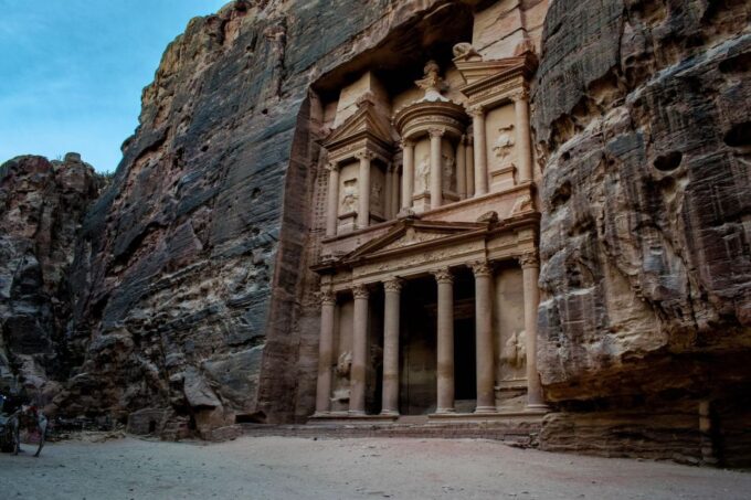 Sharm El-Sheikh: Petra Temple Day Trip With Lunch - Duration and Availability