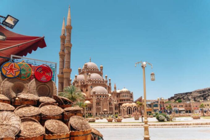 Sharm El Sheikh: Private City Tour With Seafood Dinner - Seafood Dinner