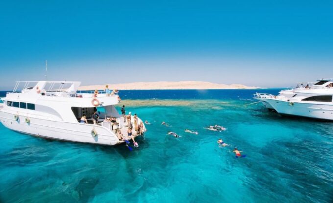 Sharm El Sheikh: Private Yacht Trip With Lunch and Drinks - Transportation and Return Journey