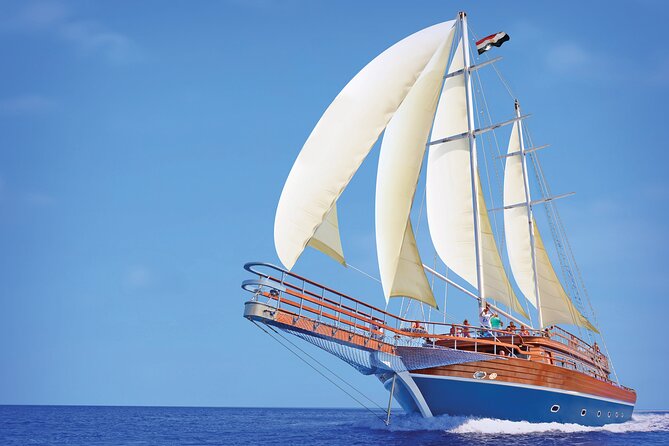 Sharm: Pirates Sailing Boat Ras Mohammed & White Island and Lunch - Key Points