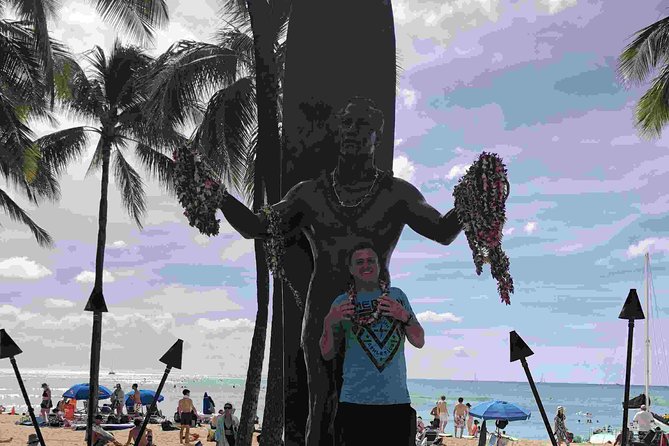 Shaxi Sunset Tour - Duke Kahanamoku Statue