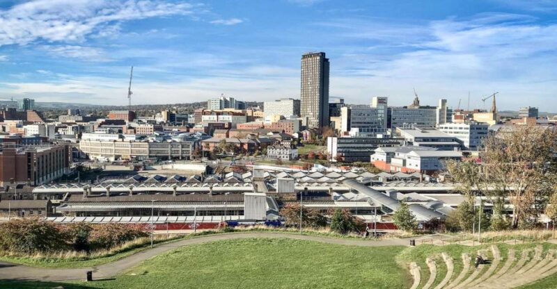 Sheffield: Fun Puzzle Treasure Hunt to a Pub! - Discover Hidden Gems
