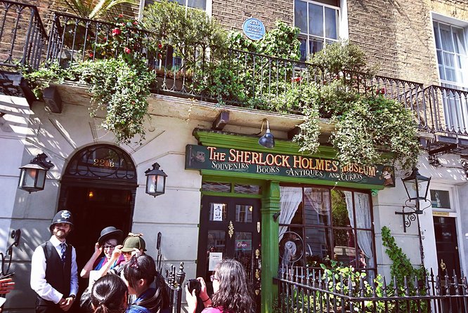 Sherlock Holmes Old London - Very Small Group Walking Tour - Guide Reviews and Feedback