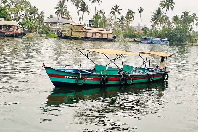 Shikara Boat Alleppey Backwater Kuttanad Fantastic Boat Cruise - Key Points