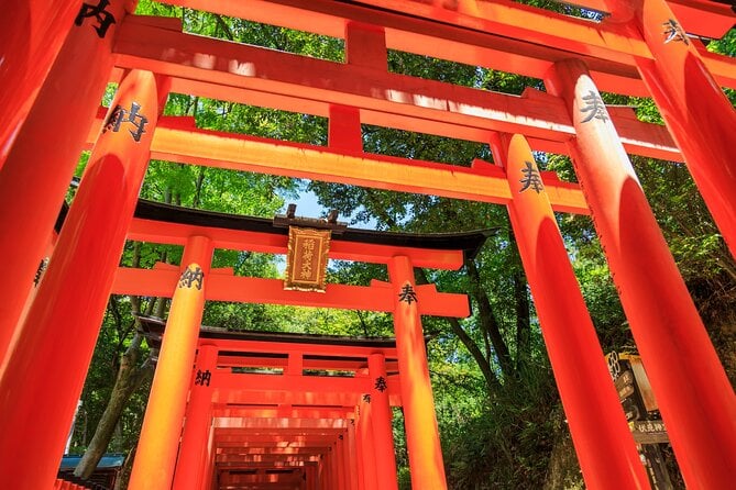 Shimogamo Shrine and Nishiki Market Bus Tour From Kyoto - Bathroom Breaks and Refreshments