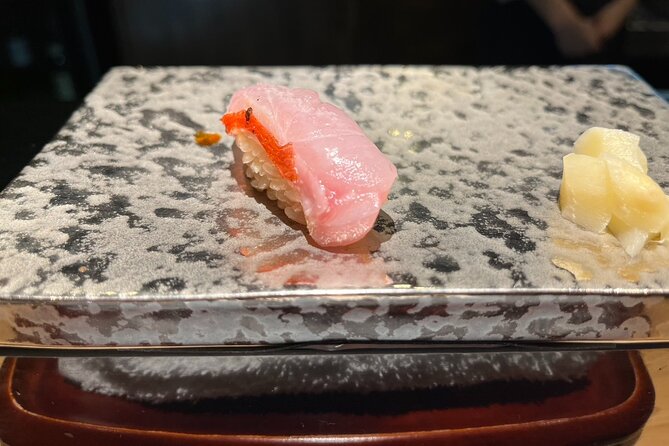 Shinjuku Foodie Tour for Seafood Lovers - Sushi Highlights