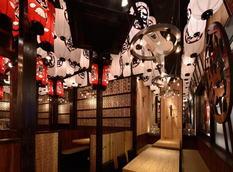 Shinjuku: Vegan Izakaya and Darts Bar Night Out With Drinks - Dining Experience