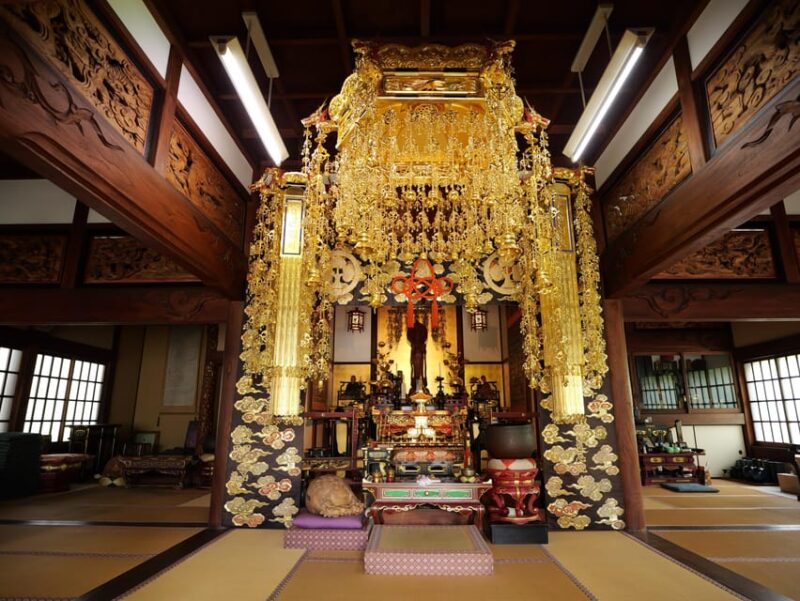 Shinobue" - Japanese Traditional Bamboo Flute Experience - Tokugawa Family Crest and Gate