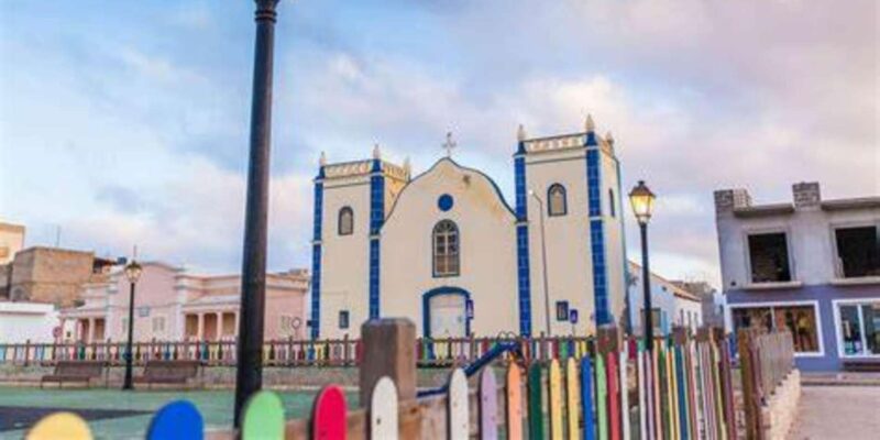 Shipwreck, Fatima Chapel, Viana Desert & Rabil Pottery - Booking Information