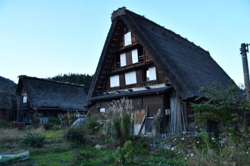 Shirakawa-go Audio Guide: Traditional Village of Japan - Exploring the Gassho-zukuri Houses
