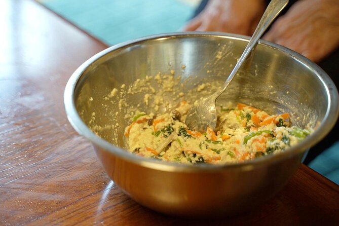 Shirakawa Japanese Food Culture Experience With an English Staff - Booking and Accessibility
