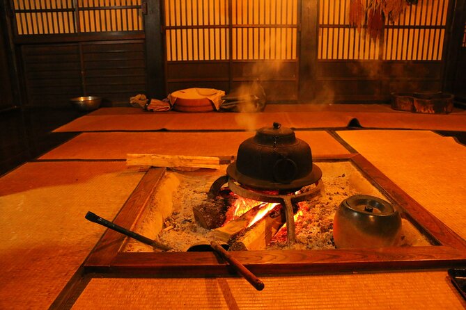Shirakawago Day Trip: Government Licensed Guide & Vehicle From Kanazawa - Customization and Flexibility