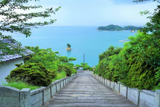 Shodoshima Maze Town Cultural Walking Tour - Tomioka Shinto Shrine Features