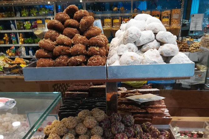 Shop Til You Drop in Christmas Athens! - Navigating the Meeting Point