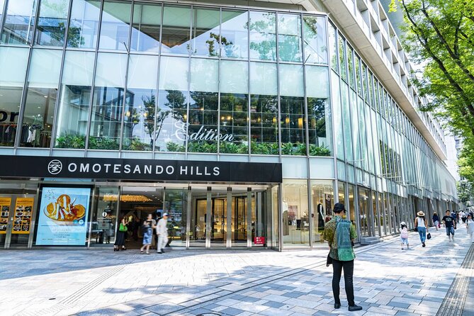 Shoppers Dream: Private Tokyo Shopping Tour in Luxury SUV - Booking Confirmation and Accessibility