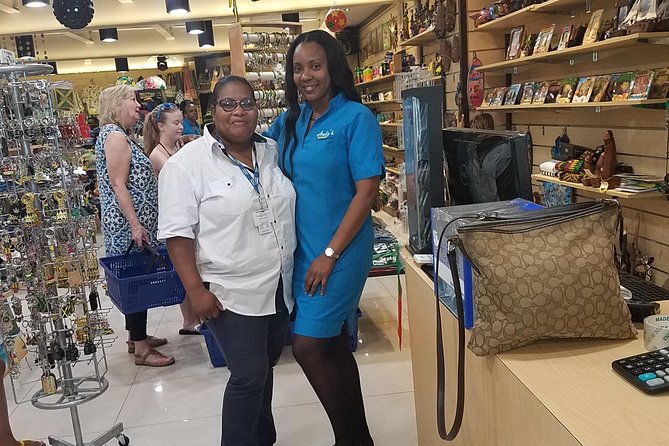 Shopping From Ocho Rios Hotels - Inclusions and Amenities