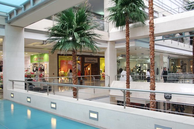 Shopping in Bogotá Private Tour (4 Hrs.) - Customizable Shopping Experience