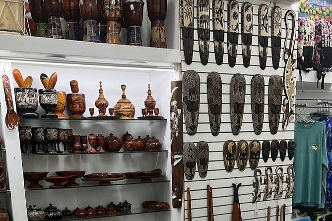 Shopping or Souvenirs in Plaza Bávaro - Local Artisanal Products