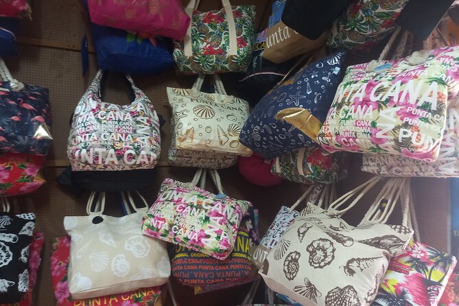 Shopping or Souvenirs in Plaza Bávaro - Visitor Recommendations