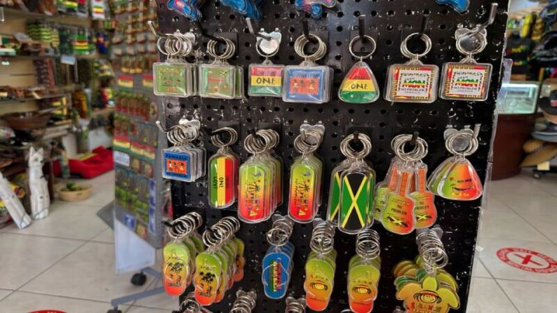 Shopping & Sightseeing Local Guided Tour In Montego Bay - Inclusions