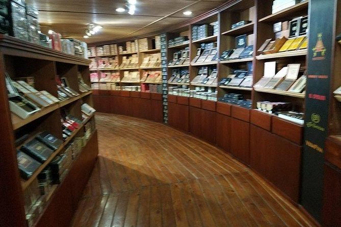 Shopping Tour Punta Cana (Cigars and Chocolate Factory, Souvenirs, Rum, Coffee) - About Your Stay