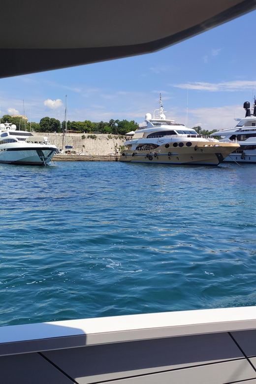 Shore Excursion-3 Hours Private Yacht Cruise to Corfu Island - Included Amenities
