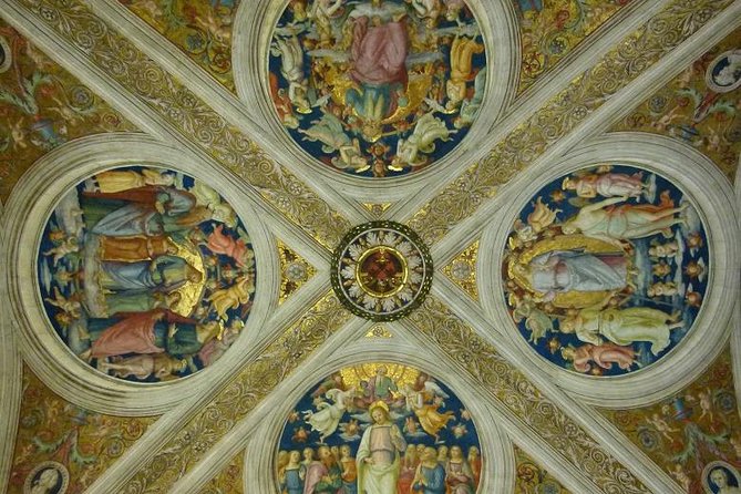 Shore Excursion Civitavecchia Vatican Museums Sistine Chapel St Peter - Professional and Knowledgeable Guides