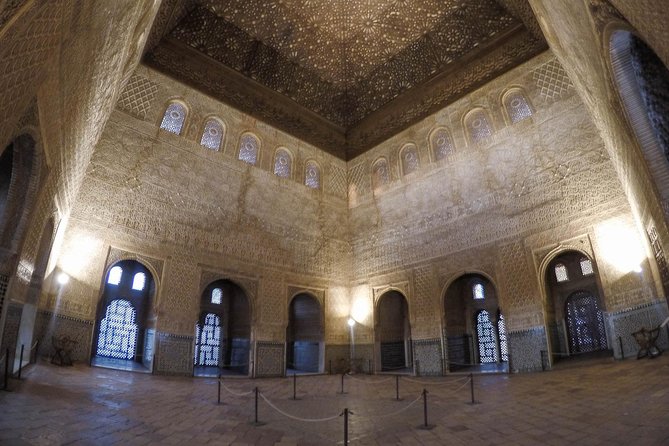 Shore Excursion From Almeria: Alhambra and Generalife Gardens - Exploring the Moorish Citadel