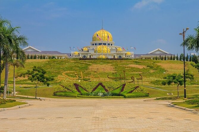 Shore Excursion From KLang Port to KL City Tour With Lunch- PVT - Kuala Lumpur Landmarks