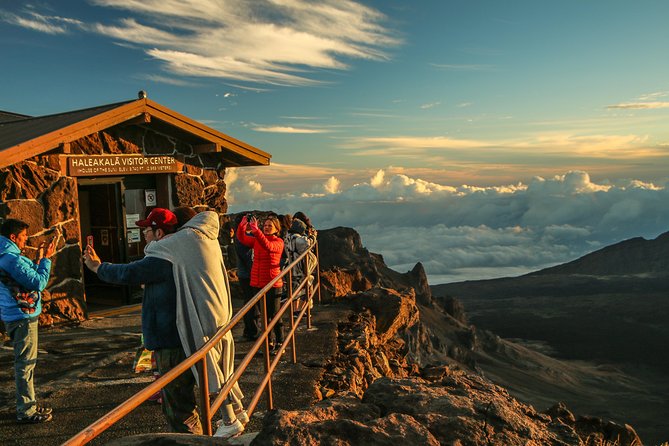 Shore Excursion: Haleakala Sunrise Tour for Pride of America Passengers - Inclusion and Accessibility Amenities