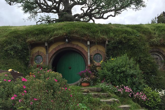 Shore Excursion: Hobbiton and Lord of the Rings Movie Set Tour - Meeting and Pickup Information