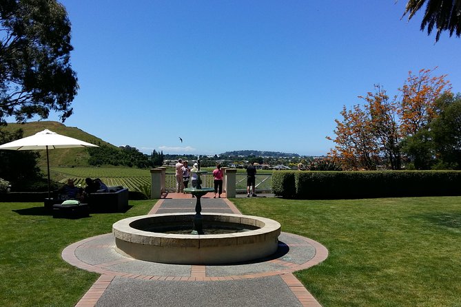 Shore Excursion: Napier and Surrounding Countryside Scenic Tour - Meeting and Pickup Details