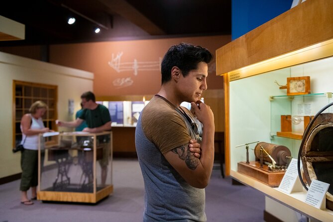 Shore Excursion of Alexander Graham Bell Museum in Cape Breton - Exploring the Exhibits