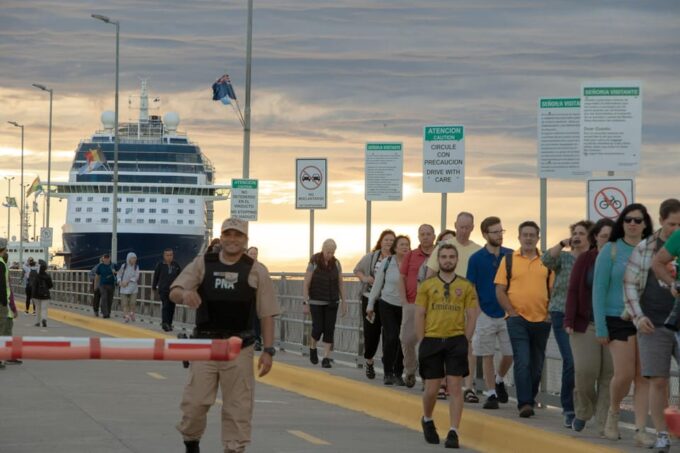 Shore Excursion Peninsula Valdes With Box Lunch + City Tour - What to Bring