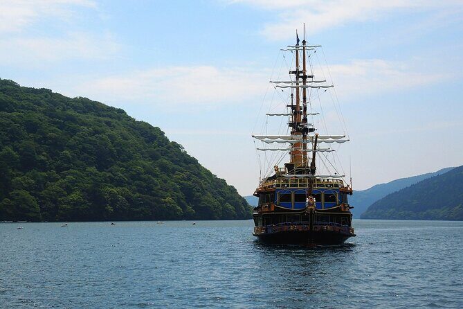 Shore Excursion Private Mt Fuji and Hakone Tour from Shimizu Port - The Value of a Private, Guided Experience