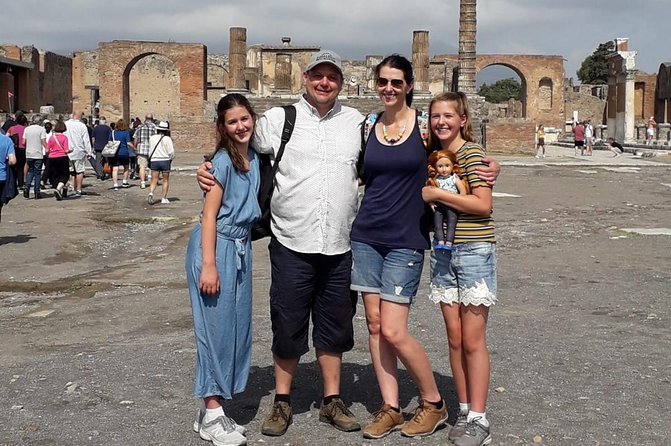 Shore Excursion Tour for Kids From Naples to Pompeii and Amalfi Coast - Assistance and Product Information