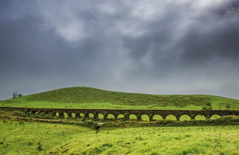 Shore Excursions to Volcano Crater and Lake of Sete Cidades - Unique Aspects