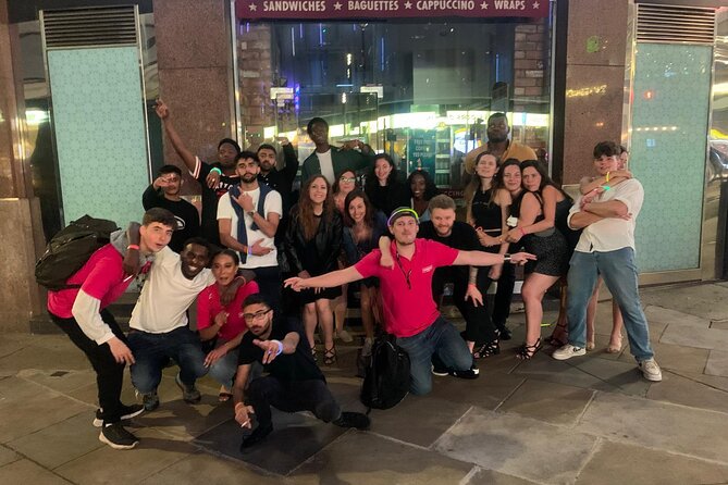 Shoreditch Pub Crawl in London - Photographers to Capture Moments