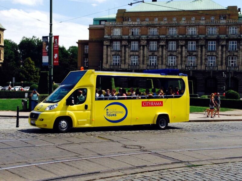 Short City Tour by Bus - 1 Hour - Audio Guide and Languages