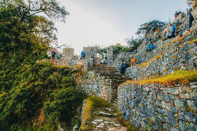 Short Inca Trail to Machu Picchu - 2 Days - Scenic Landmarks