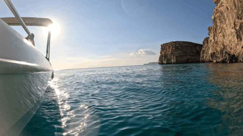 Short Splash - Trips in Blue Lagoon, Roofless Cave & Comino - Amenities Included